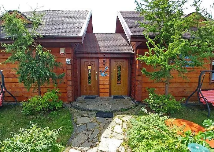 Morskie Platanowa Lodge Rowy (Pomerania)